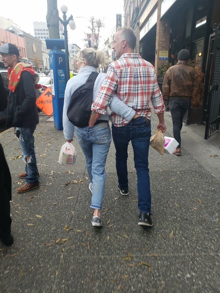 De camino a la Feria de Navidad en el centro de la ciudad