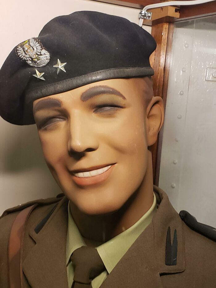 The Dumbest Mannequin I've Ever Seen