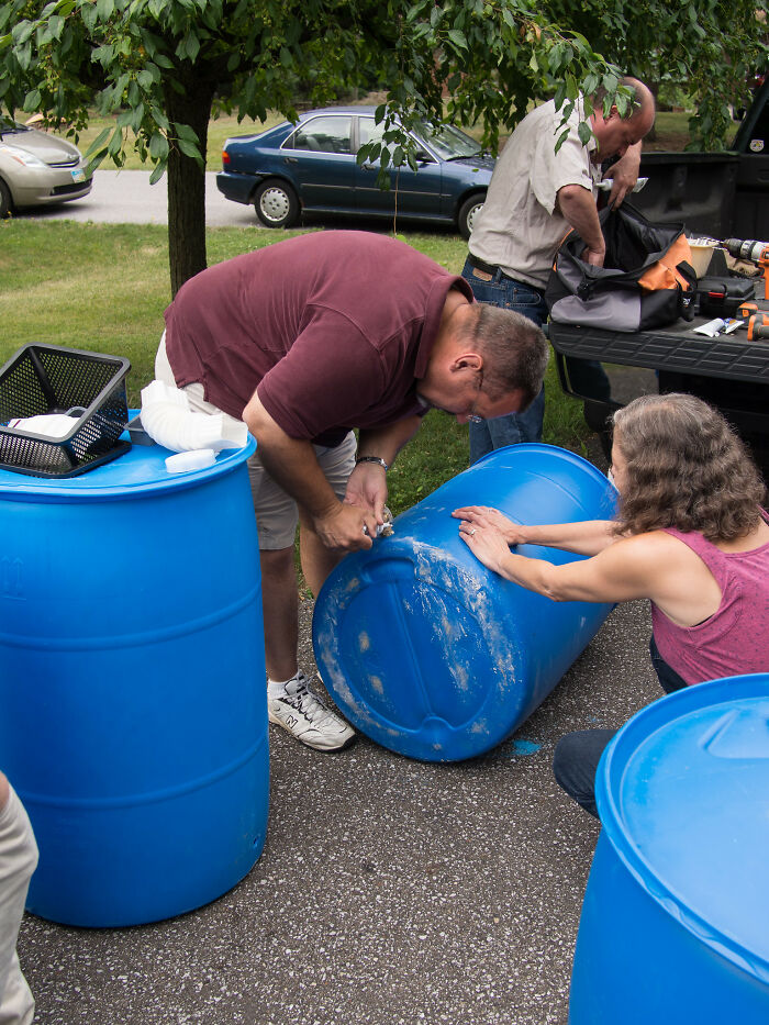 30 Answers Folks In This Online Group Had To The Question “What Is Something That Is Illegal But Isn’t Wrong Ethically?”