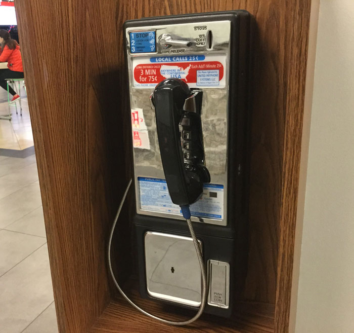 22 cosas que solían ser importantes en el año 2000, pero que se han desvanecido, según lo compartido por la gente de este grupo en línea