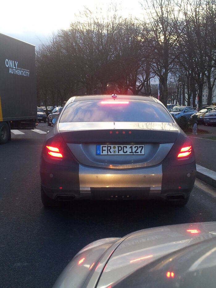 30 Answers Folks In This Online Group Had To The Question “What Is Something That Is Illegal But Isn’t Wrong Ethically?”