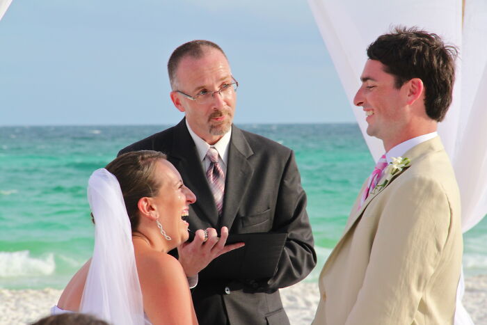 Objections At Weddings Actually Happen In Real Life And Here Are 30 Stories That Folks In This Online Group Shared