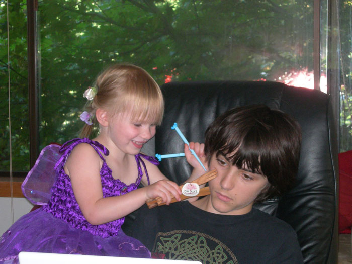 30 Of The Most Hilarious Ways People Subtly Offend Others, As Shared In This Online Group