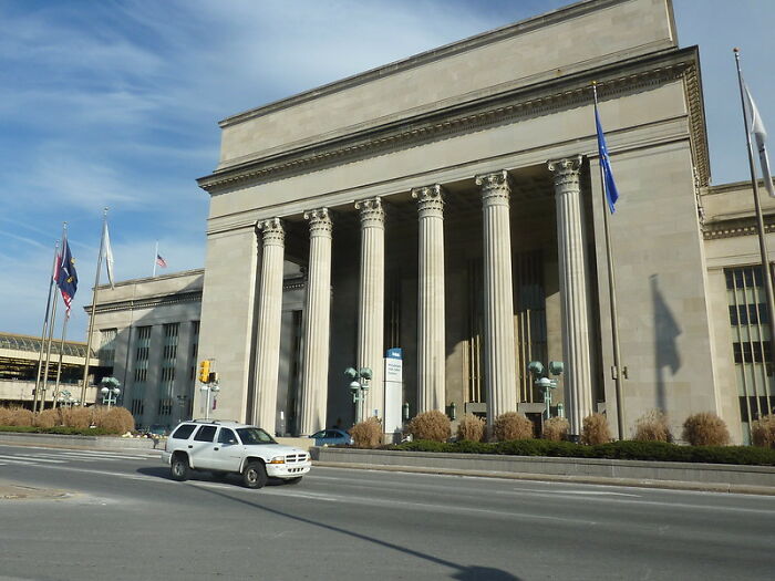 30 Overrated Places That Aren’t Worth A Visit, As Pointed Out By Folks Online