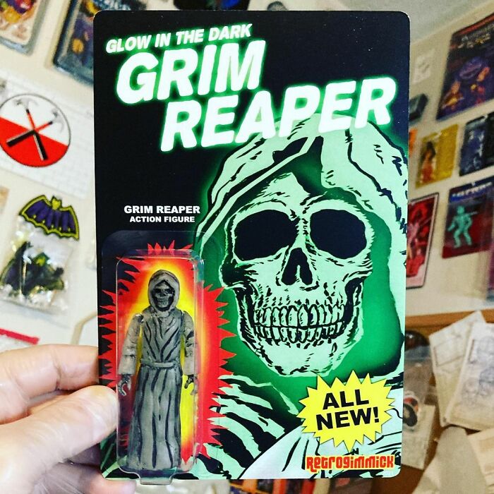 Artist Creates Dolls Of Characters "Unusual" Of Pop Culture