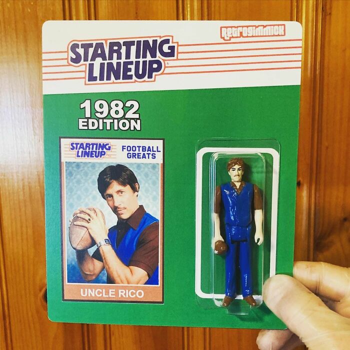 Artist Creates Dolls Of Characters "Unusual" Of Pop Culture