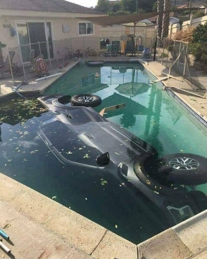 No Garage But Ample Street Parking