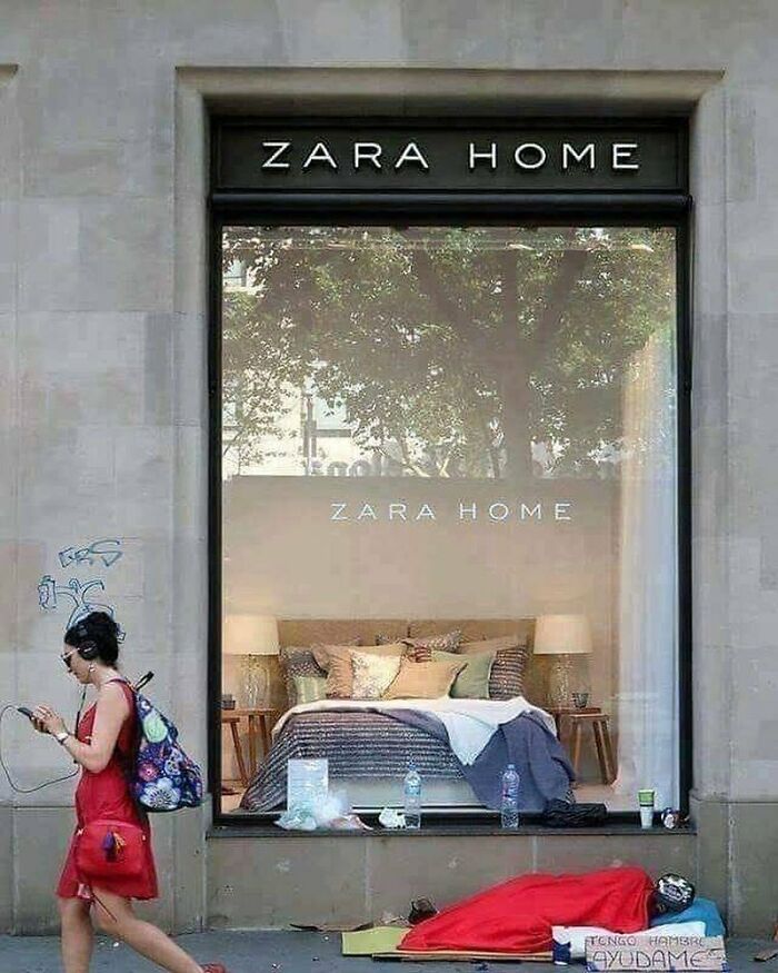 50 ‘Humans Of Capitalism’ Pics That Might Make You Laugh And Cry At The Same Time