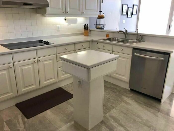 “Large Center Island”