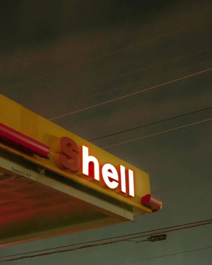 50 ‘Humans Of Capitalism’ Pics That Might Make You Laugh And Cry At The Same Time