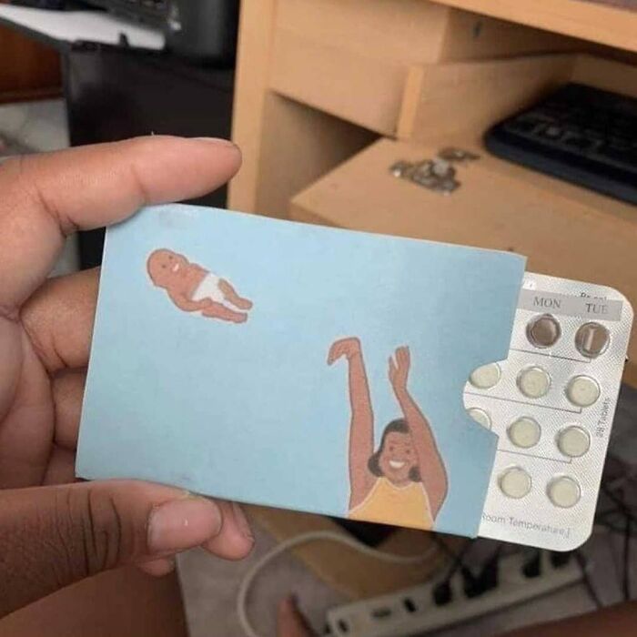 50 ‘Humans Of Capitalism’ Pics That Might Make You Laugh And Cry At The Same Time