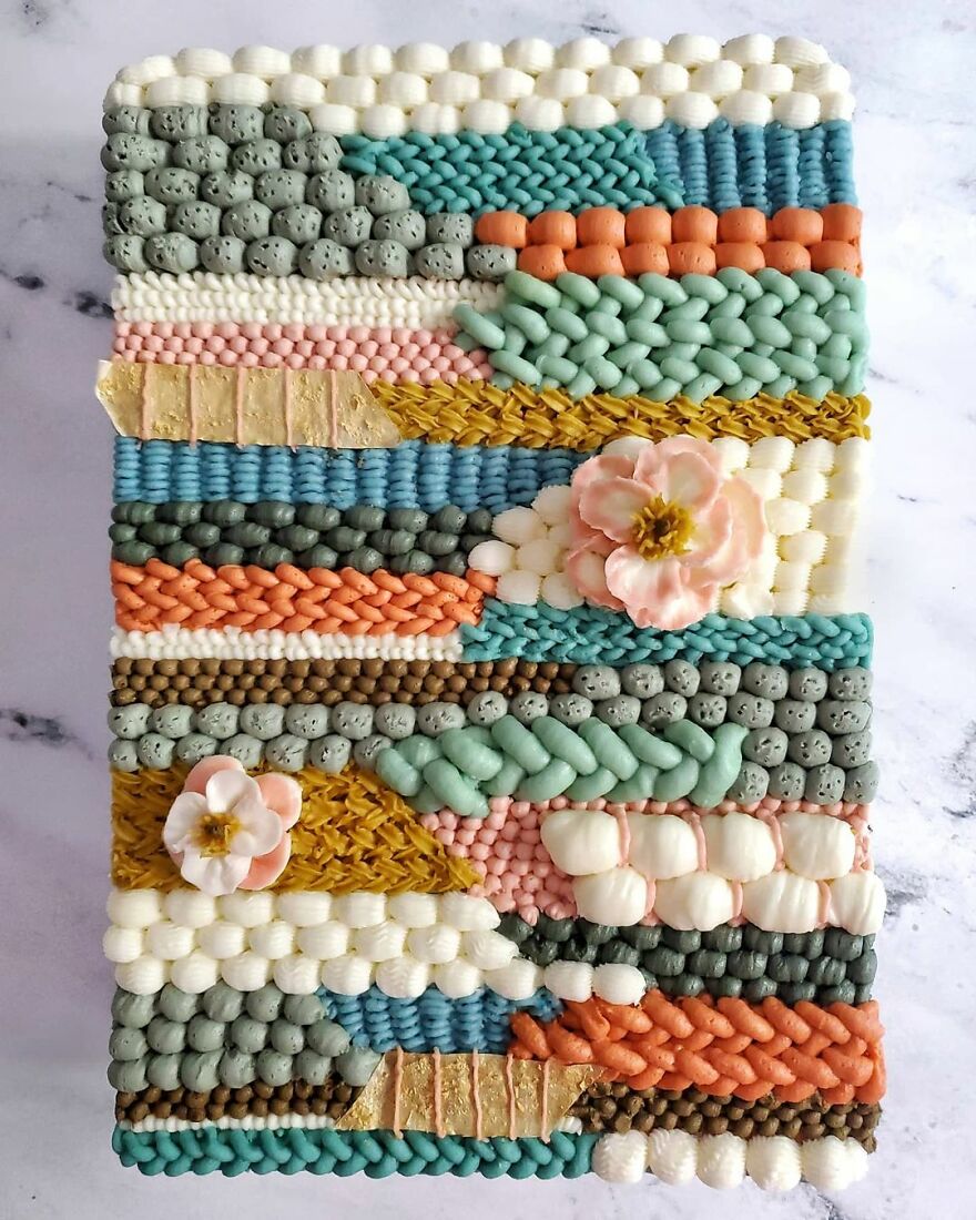 Hand-Embroidered? Confectioner Impresses When Decorating Cakes