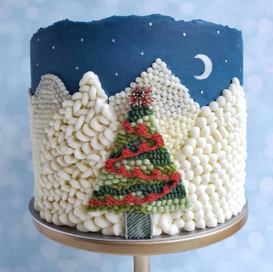 Hand-Embroidered? Confectioner Impresses When Decorating Cakes