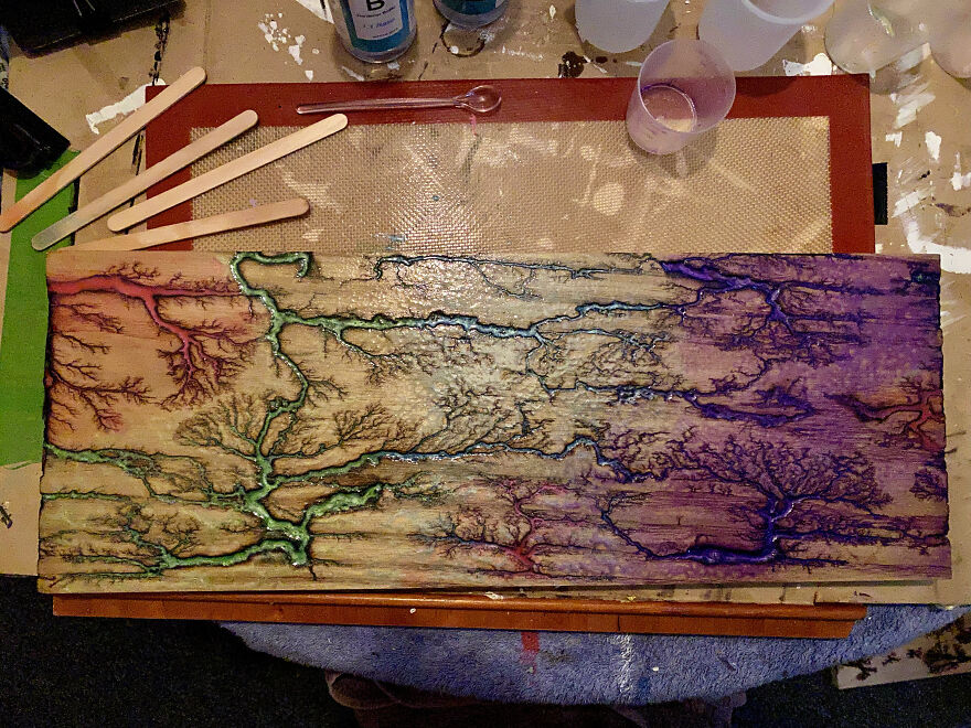 Capturing And Displaying The Beauty Of High Voltage Electricity Using A Homemade Lichenburg Machine.