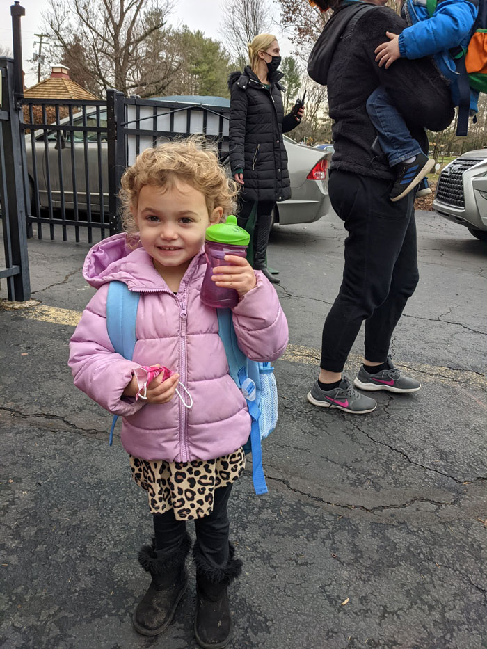 People Are Cracking Up At This Story Of A 3 Y.O. Smuggling Her Pet To School In A Sippy Cup People Are Cracking Up At This Story Of A 3 Y.O. Smuggling Her Pet To School In A Sippy Cup