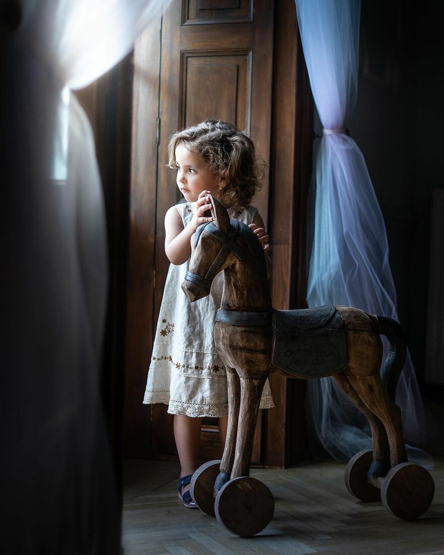 Photographer Transforms Pictures Of Children Into Amazing Fairy Tale Scenes