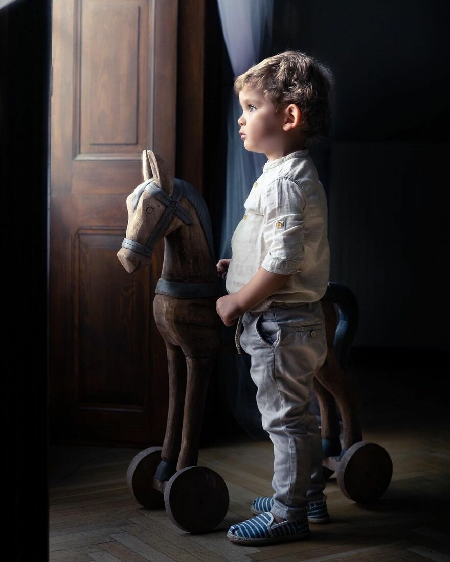 Photographer Transforms Pictures Of Children Into Amazing Fairy Tale Scenes