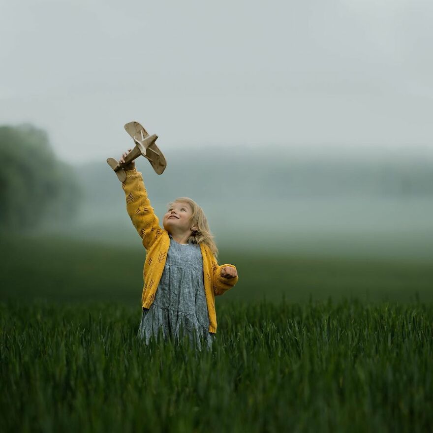Photographer Transforms Pictures Of Children Into Amazing Fairy Tale Scenes