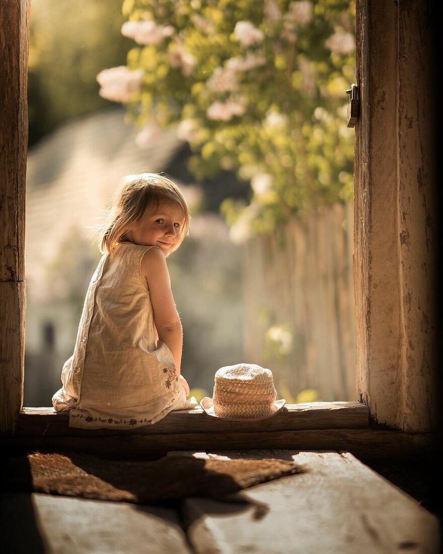 Photographer Transforms Pictures Of Children Into Amazing Fairy Tale Scenes