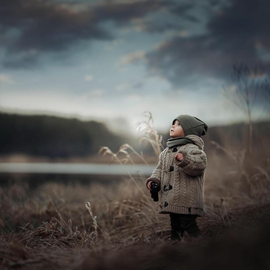 Photographer Transforms Pictures Of Children Into Amazing Fairy Tale Scenes