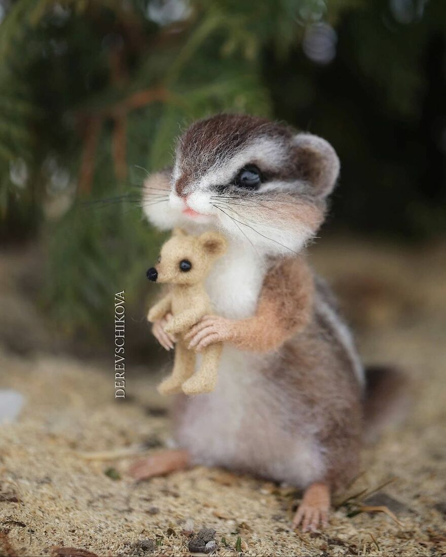 Russian Artist Creates Truly Delicious Felted Wool Animals (New Pics)