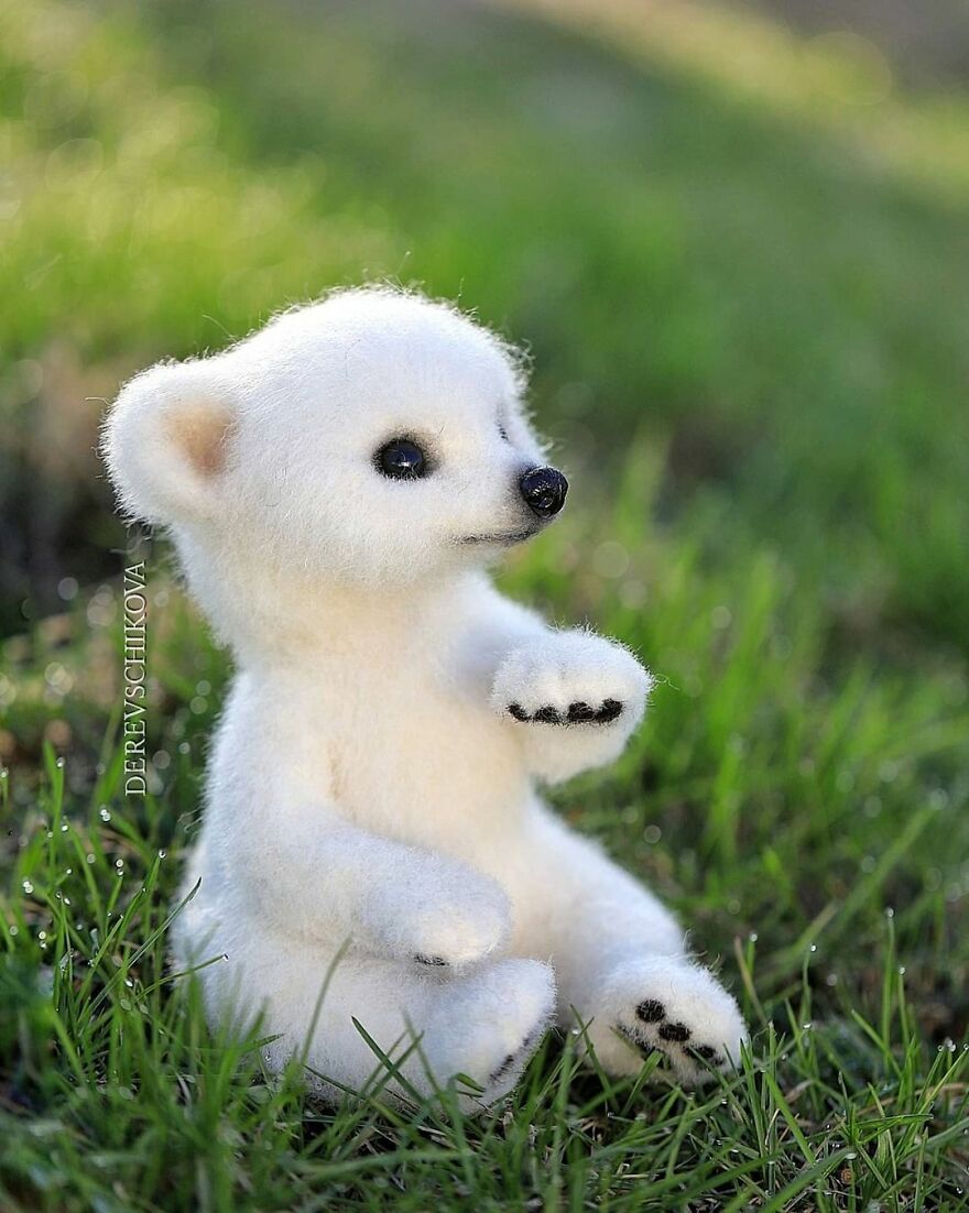 Russian Artist Creates Truly Delicious Felted Wool Animals (New Pics)