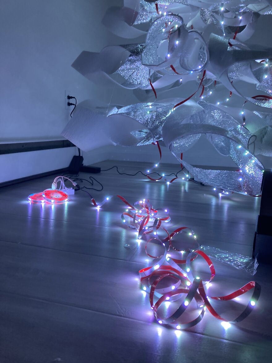 We Made A Floating Christmas Tree From Reflective Foam Insulation, And Here's The Result