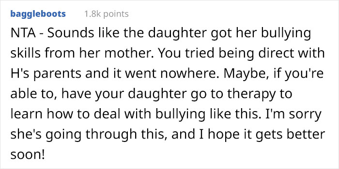 Woman Gets Accused Of ‘Publicly Humiliating’ The Mother Of Her Daughter’s Bully, Asks People Online If She Was Wrong Woman Gets Accused Of ‘Publicly Humiliating’ The Mother Of Her Daughter’s Bully, Asks People Online If She Was Wrong