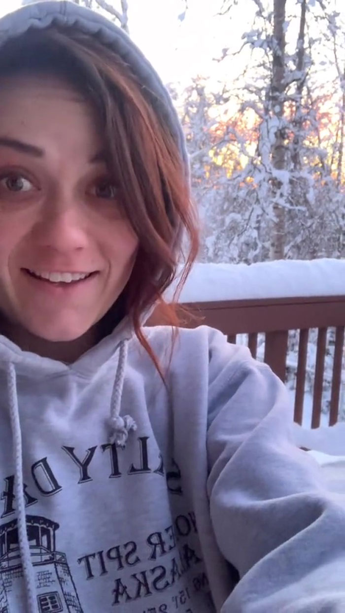 "Goes In With $100, Comes Out With A Bag Of Chips": Folks Online Are Surprised To See How Expensive Groceries Are In Rural Parts Of Alaska "Goes In With $100, Comes Out With A Bag Of Chips": Folks Online Are Surprised To See How Expensive Groceries Are In Rural Parts Of Alaska