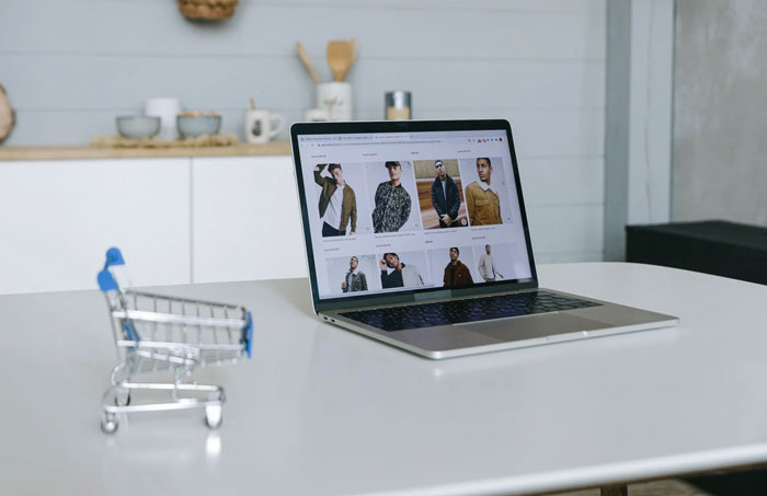 People Share 30 Life Hacks That Sound Terrible But Really Work