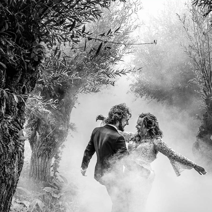 25 Photographers Announced As Winners Of FdB Wedding Photo Awards