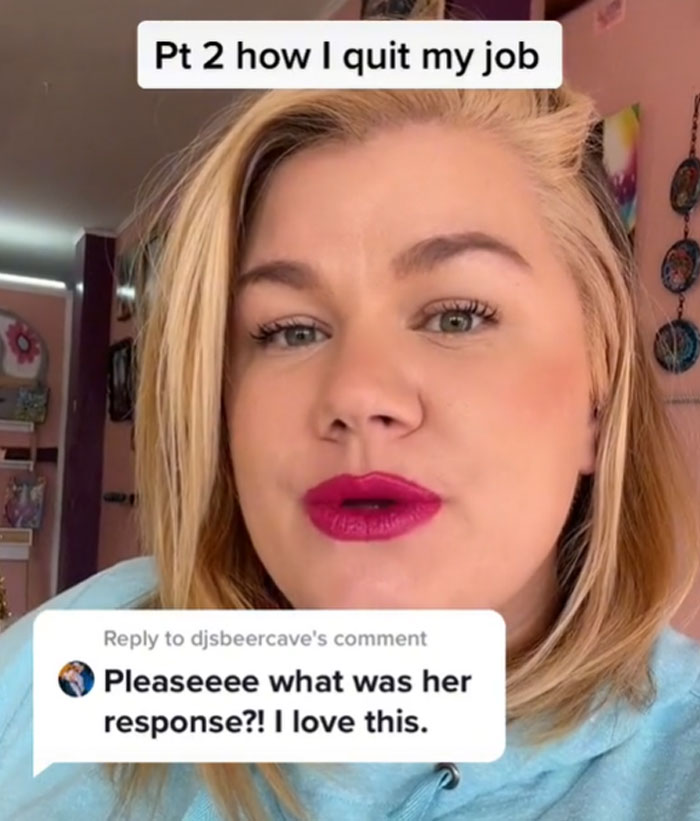 Woman Informs Her Boss That Her Sister Is Dying And She Won't Come To Work, She Responds With Passive-Aggressive Messages
