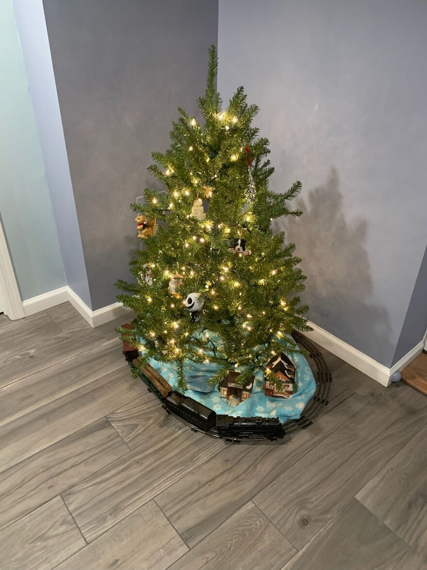 Me And My Husbands First Christmas Tree With My Grandpas Train Set Which Got Passed Down To Me