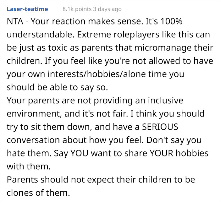 Hardcore Harry Potter Fans Force Their Obsession On Their Daughter, She Finally Rebels, Causes Family Drama