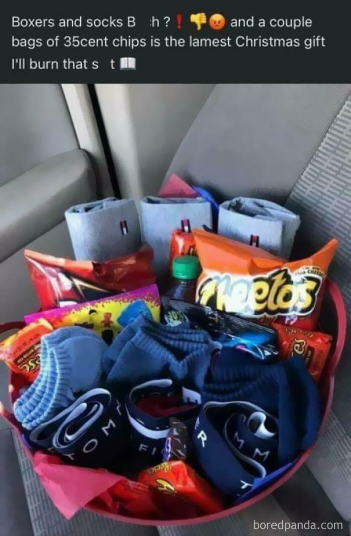 Cb Doesn’t Appreciate “Lame” Christmas Gift