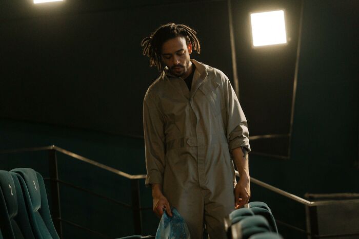 30 People Speak The Truth About Careers Everyone Thinks Are Great