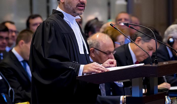 30 People Speak The Truth About Careers Everyone Thinks Are Great