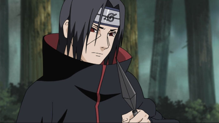 Itachi Uchiha holding Kunai 