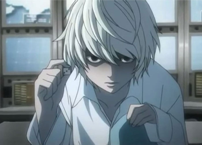 Near wearing white shirt 