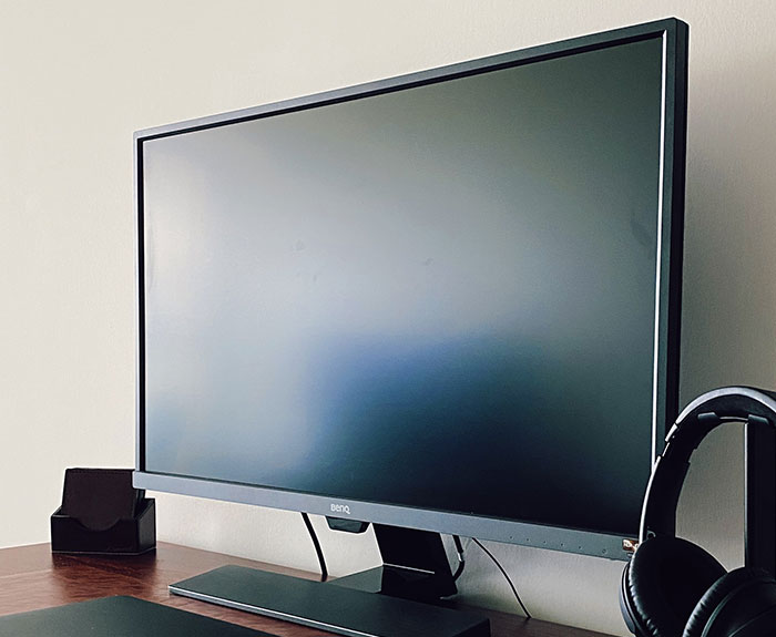 40 Stupid Customer Complaints These Employees Had To Deal With And Facepalm While Staying Calm