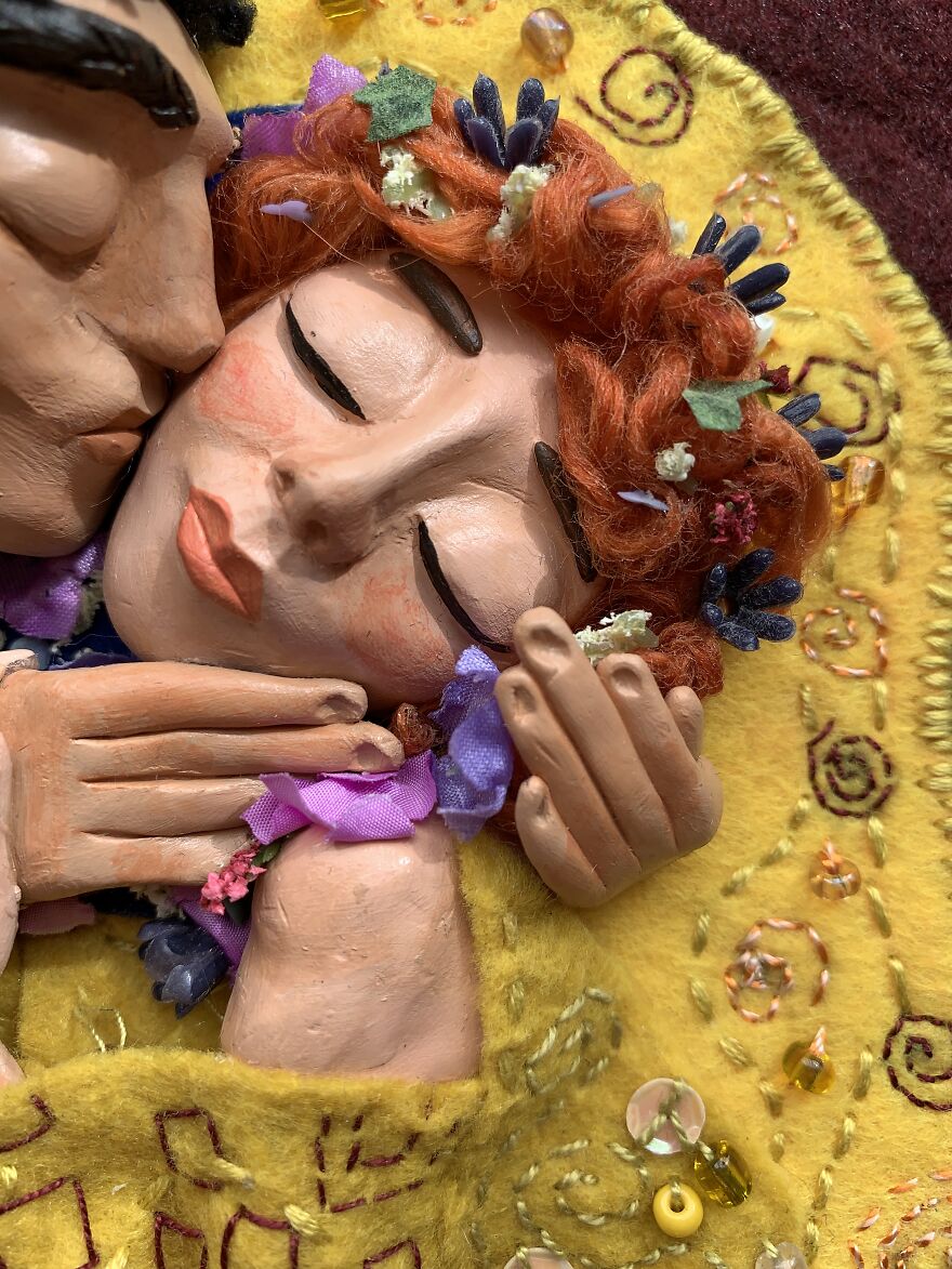 I Made Gustav Klimt's The Kiss Reproduction With Polymer Clay And Embroidery.