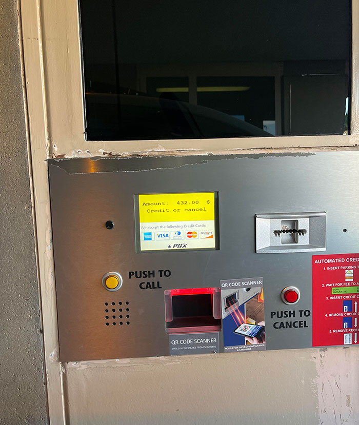 Parked My Car In The Airport’s Garage During Christmas Break Without Checking The Price