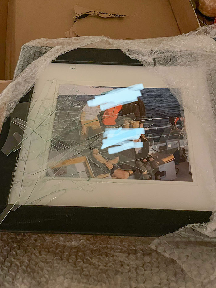 Shoutout To FedEx For Apparently Drop Kicking My Family Christmas Gift