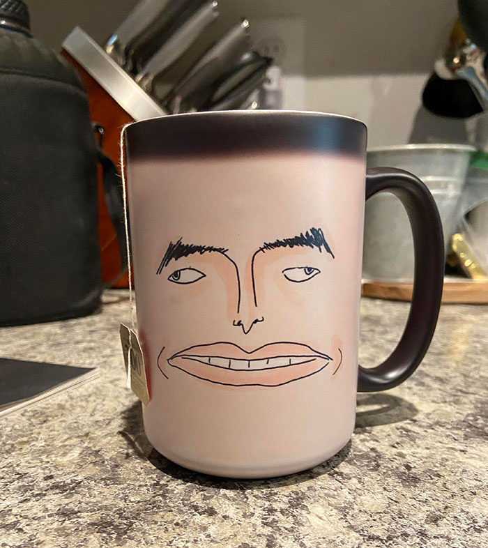 This Temperature Revealing Coffee Mug My Wife Got Me For Christmas. Dis Feels Good 