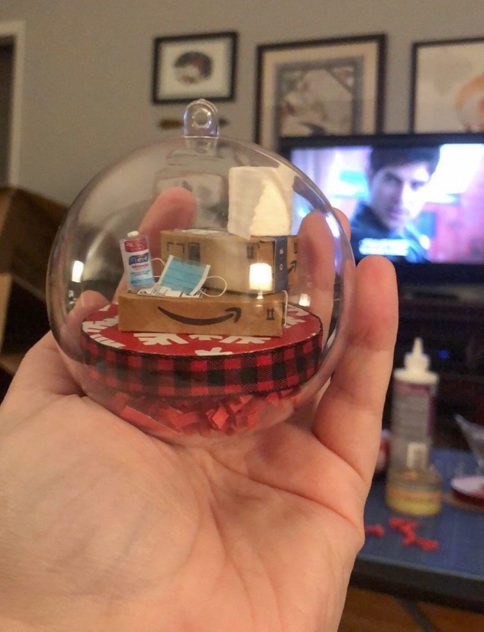 Hice estos adornos para todos los miembros de mi familia en Navidad. Feliz Covidad