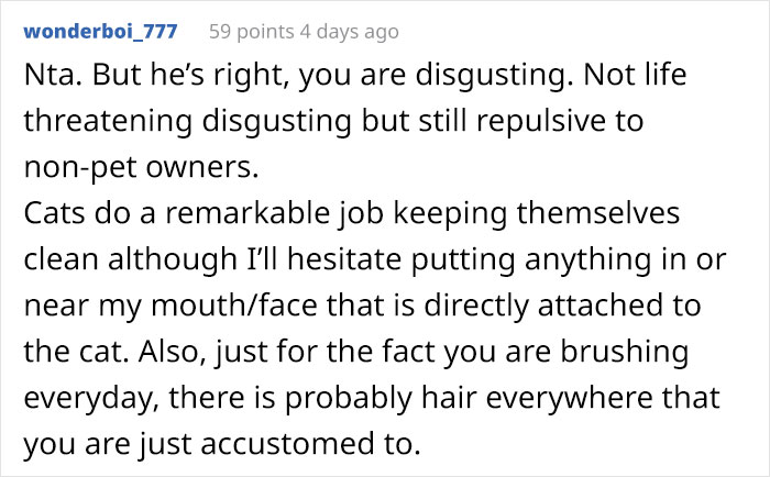 Boyfriend Lists All The Disgusting Things His GF Does With Her Cat, Gets An Instant 'Okay, Bye'