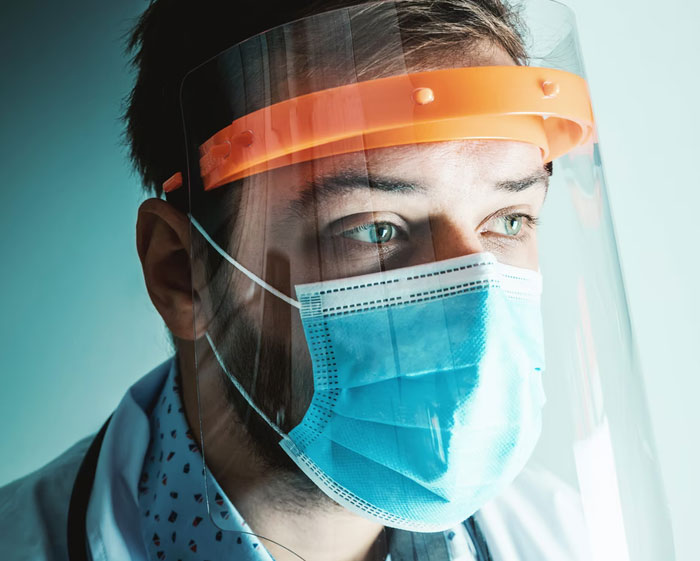 Women Are Sharing 30 Times Male ER Doctors Completely Dismissed Them