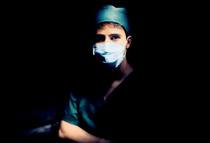 Women Are Sharing 30 Times Male ER Doctors Completely Dismissed Them