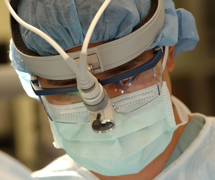 Women Are Sharing 30 Times Male ER Doctors Completely Dismissed Them