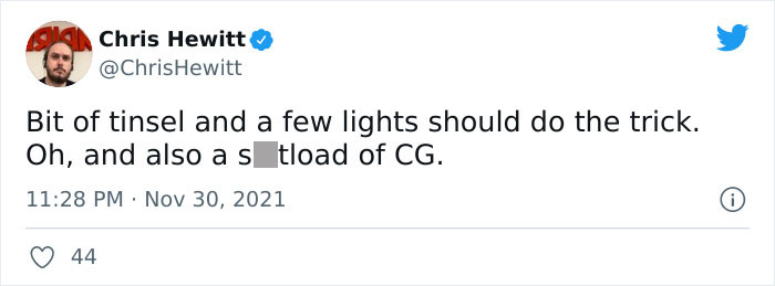 Brits Can&rsquo;t Contain Their Laughter After Norway Sent Them Their Special Christmas Tree (24 Reactions)